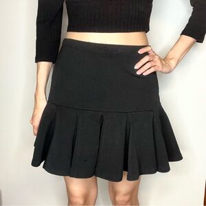 Forever 21 women’s black dress skirt